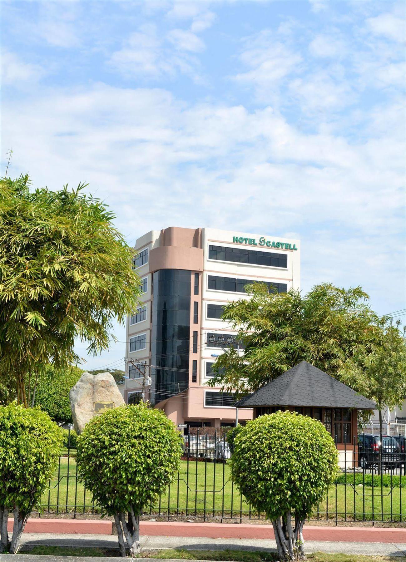 Hotel Castell Guayaquil Exterior photo