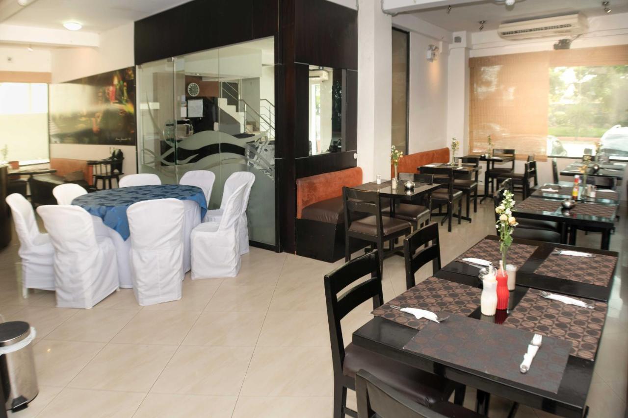 Hotel Castell Guayaquil Exterior photo